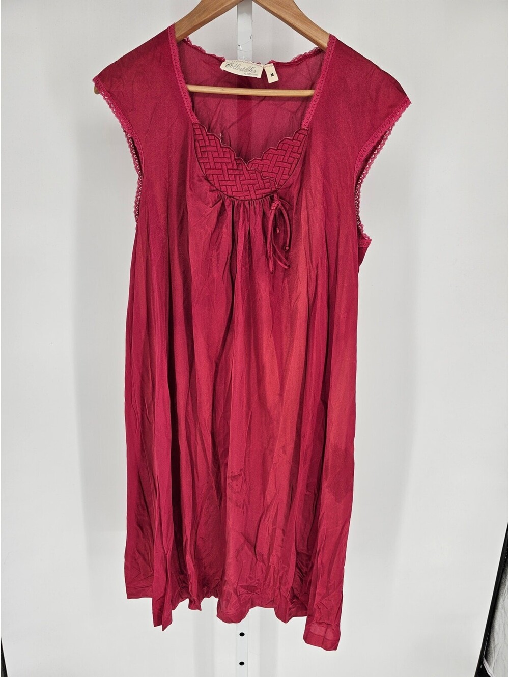 Collectibles by JC Penney Womens Sz M Dark Pink Knee Length Nightgown Satin
